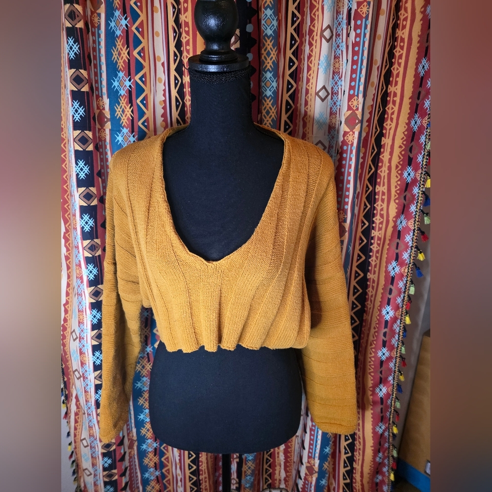Forever 21 Mustard Cropped Knit Sweater - Size Small